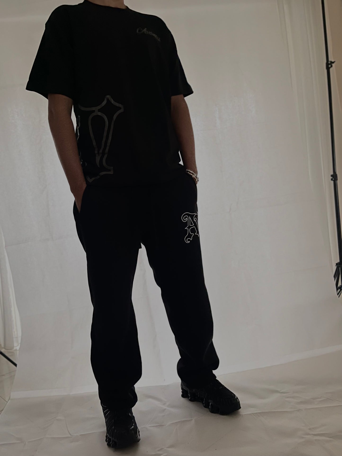 T-shirt Avantii « Stargazer » – Noir